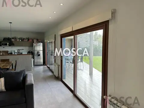 ALQILO asa en BARRIO CERRADO LA CESARINA
