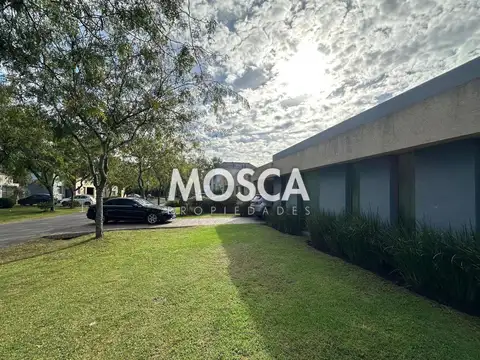 Casa en Alquiler en La Cesarina, USD 1.850