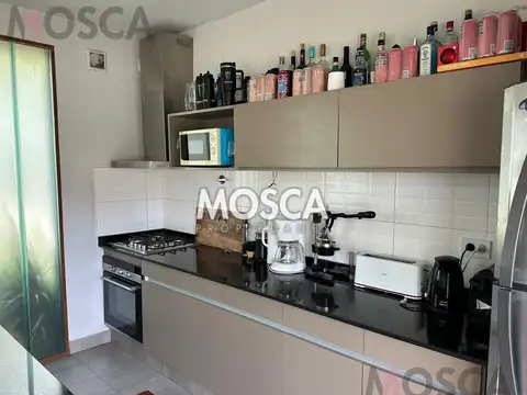 ALQILO asa en BARRIO CERRADO LA CESARINA