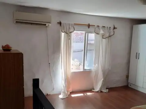 Depto Tipo Casa 2 ambientes con 1 baño