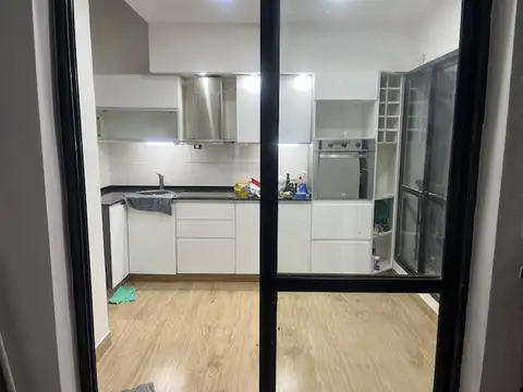 Pedro Lozano 5100, Piso 1