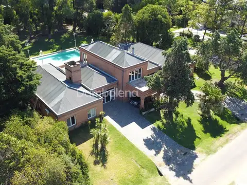 Casa Chalet  en Venta,  San Diego, Fco Álvarez, Moreno