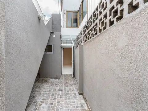 Depto Tipo Casa en Venta de 2 ambientes