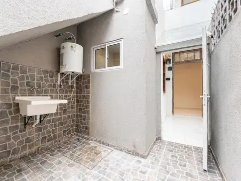 Depto Tipo Casa en Venta en Villa Devoto, USD 90.000