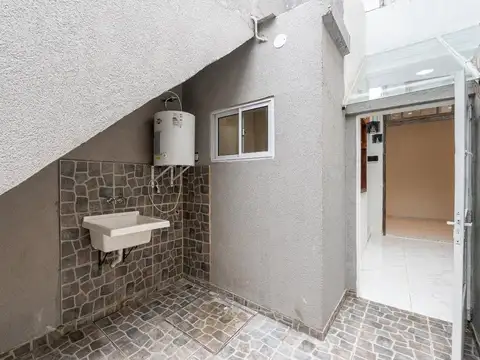 Depto Tipo Casa en Venta de 1 dormitorio