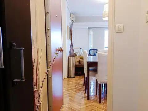 Avenida Juan Bautista Alberdi 2000