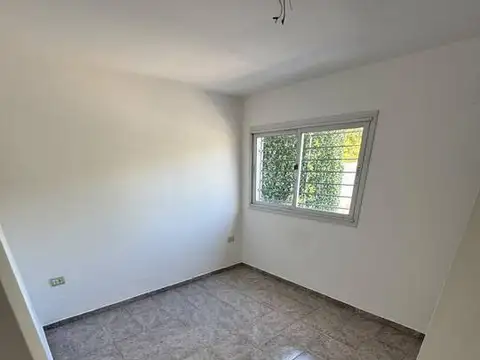 Departamento en Alquiler en Villa Cabrera, $ 650.000
