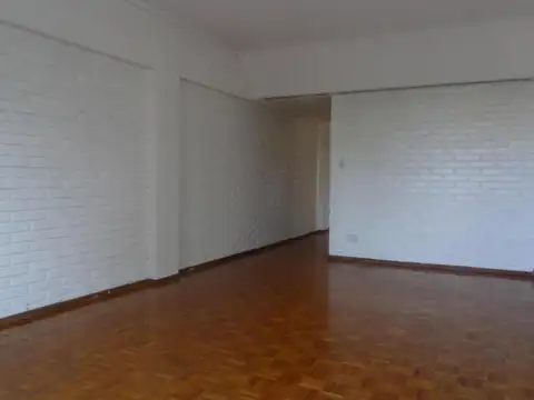 Departamento en Alquiler de 4 ambientes