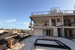 Edificio Terrazas del Alto San Isidro en San Isidro Vías / Rolon