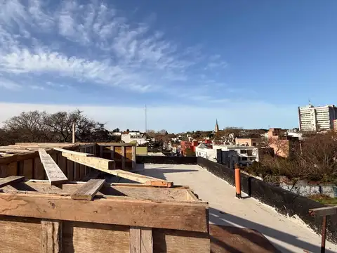 Emprendimiento en San Isidro Vias / Rolon