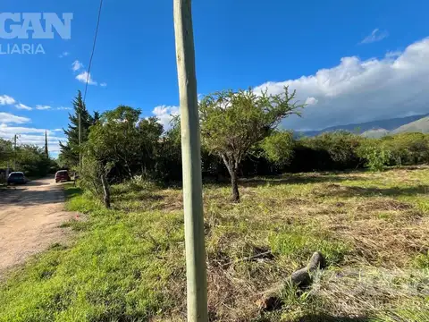 Terreno en Carpinteria - Salida a 3 Calles
