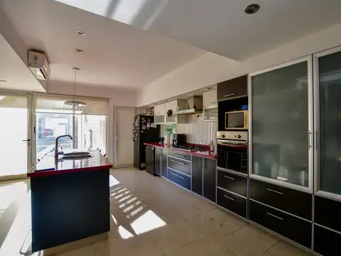 Casa en venta - La Plata