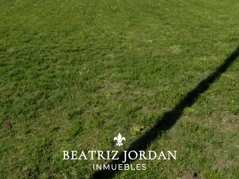 Terreno en Venta 42  mts Fondo