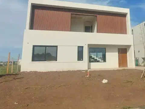 Casa  en Venta en Santa Elisa, Pilar del Este, Pilar