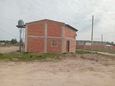 COLECTORA DE RUTA 210 100, Piso 0