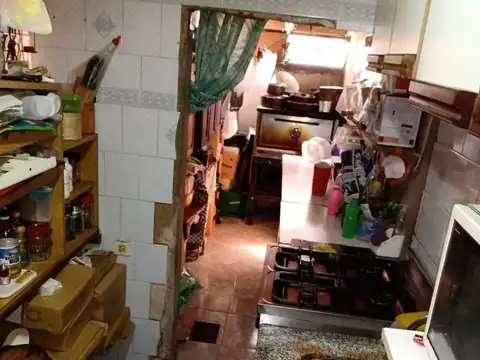 Casa 4 ambientes con 1 baño