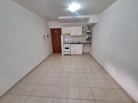 3 De Febrero 1000, Piso 2