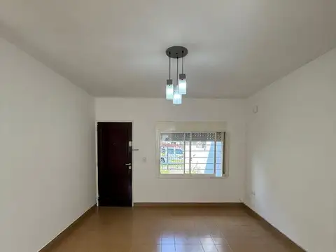 Aristóbulo Del Valle 1089