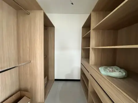 Casa en Venta en Pilar Del Este - Santa Sofia, USD 185.000