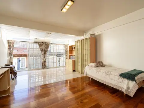 Depto Tipo Casa en Venta con 2 cocheras