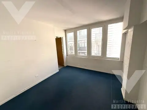 Oficina en Alquiler 50 años