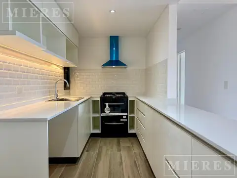 Departamento en Alquiler con 1 cocheras