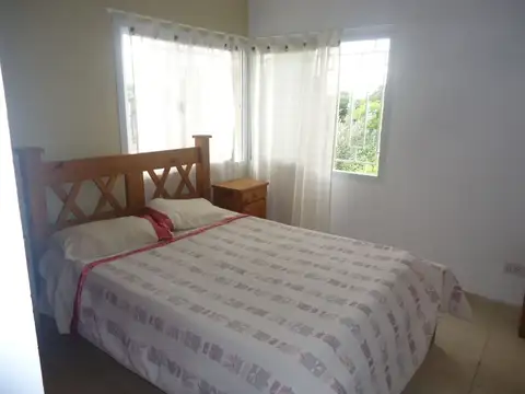 VENTA CASA 3 DORM. CON PILETA CARLOS PAZ APTO CRED