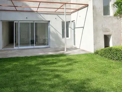 Depto Tipo Casa en Venta de 3 ambientes