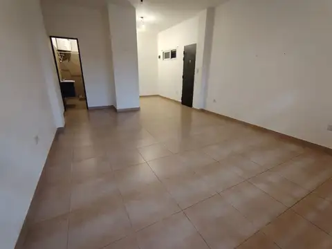 Depto Tipo Casa en Venta en Lanús Oeste, USD 45.000