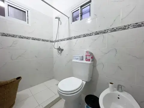 Casa en Venta en Fontana, USD 135.000