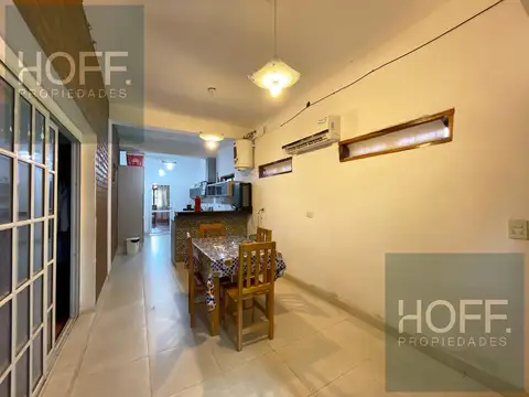 Casa 6 ambientes con 5 baños