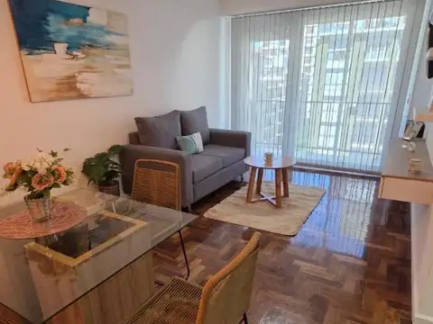 Departamento 2 ambientes a la calle