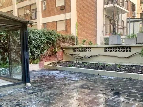 Venta Departamento Las Cañitas 3 ambientes gran patio