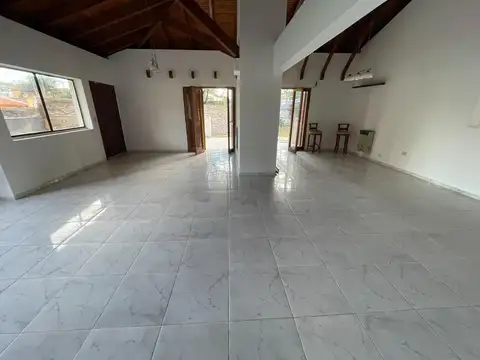 Casa en Alquiler de 3 dormitorios