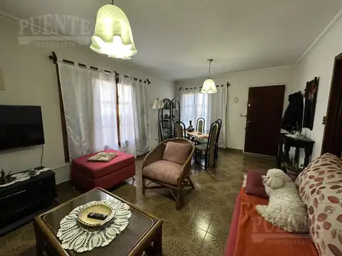 Casa en Venta en Lomas De Zamora, USD 195.000