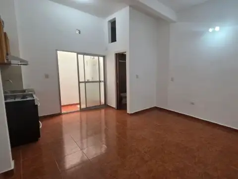 Sargento Cabral 52 , Piso pb