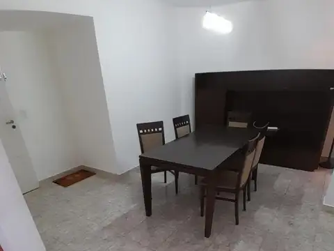 Depto Tipo Casa en Alquiler de 2 ambientes