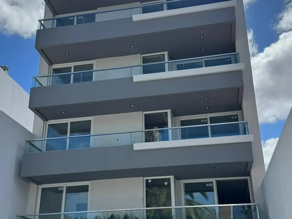 Emprendimiento de 8 Unidades