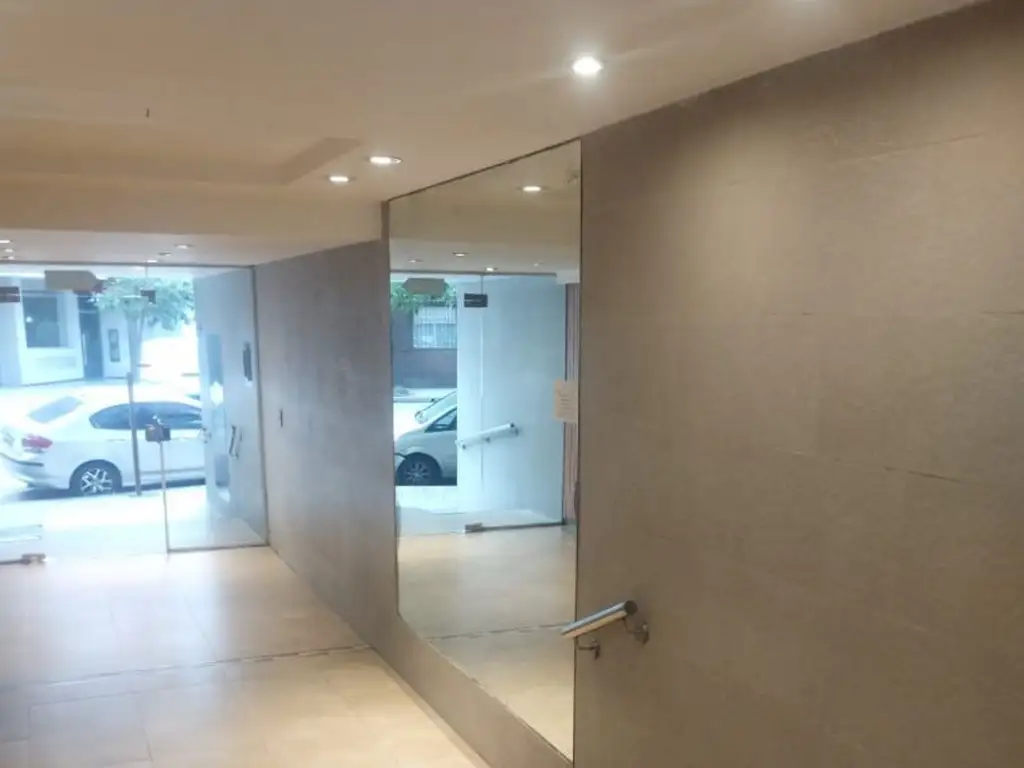 AV. Estado De Israel 4600, Piso 9