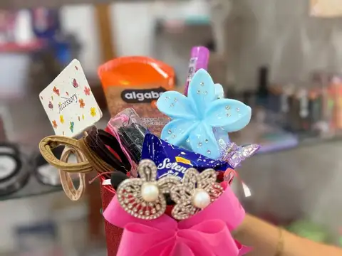Fondo de comercio cosmética,  mercadería e instalaciones , funcionando en pleno centro de San Bernardo