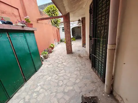 CASA FAMILIAR EN SARGENTO CABRAL