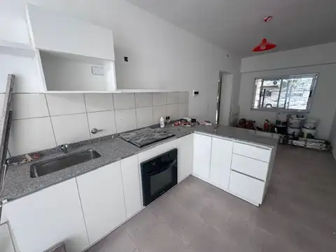 Depto Tipo Casa en Venta con 1 cocheras