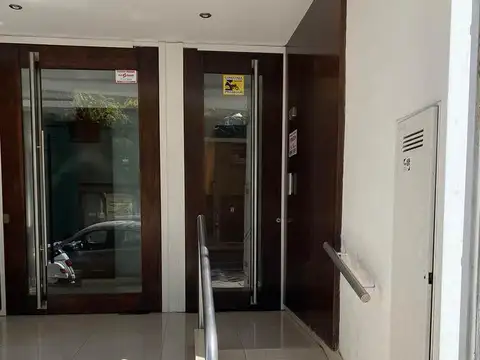 Oficina BROWN 2000 retasada OPORTUNIDAD