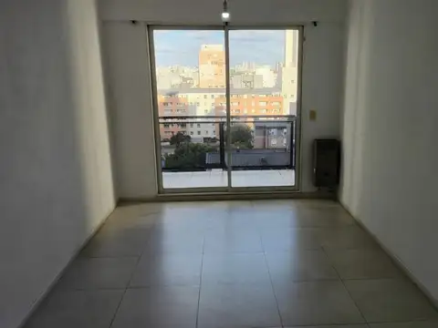 Departamento en Alquiler en Villa del Parque, $ 700.000