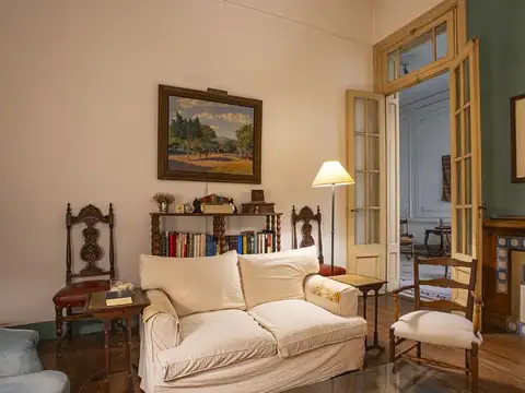 VENTA - IMPONENTE CASA EN CENTRO HISTÓRICO