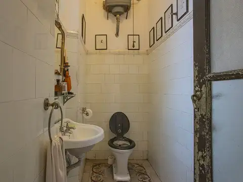 VENTA - IMPONENTE CASA EN CENTRO HISTÓRICO