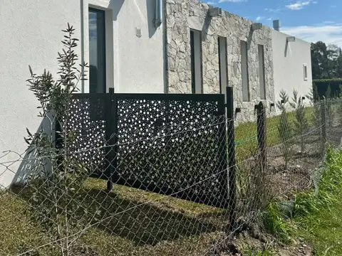 Casa en Venta en Barrancas de Iraola, USD 370.000