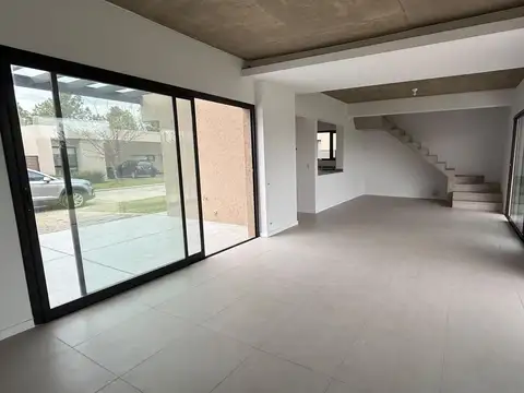 Casa en Venta en Funes, USD 220.000