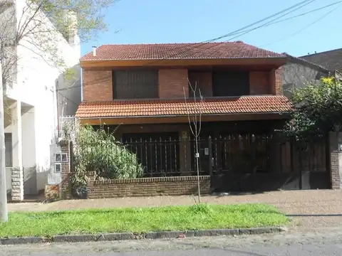 Casa en Alquiler de 4 dormitorios