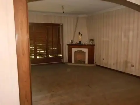 Casa en Alquiler en Olivos, USD 3.500